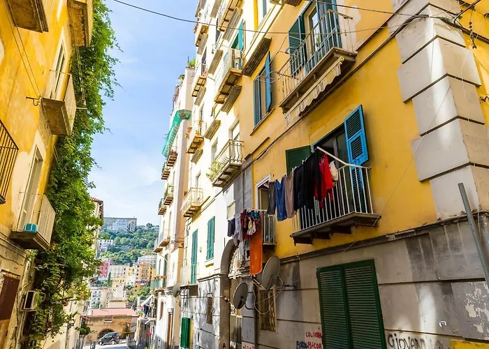 A Montesanto By Wonderful Italy Napels